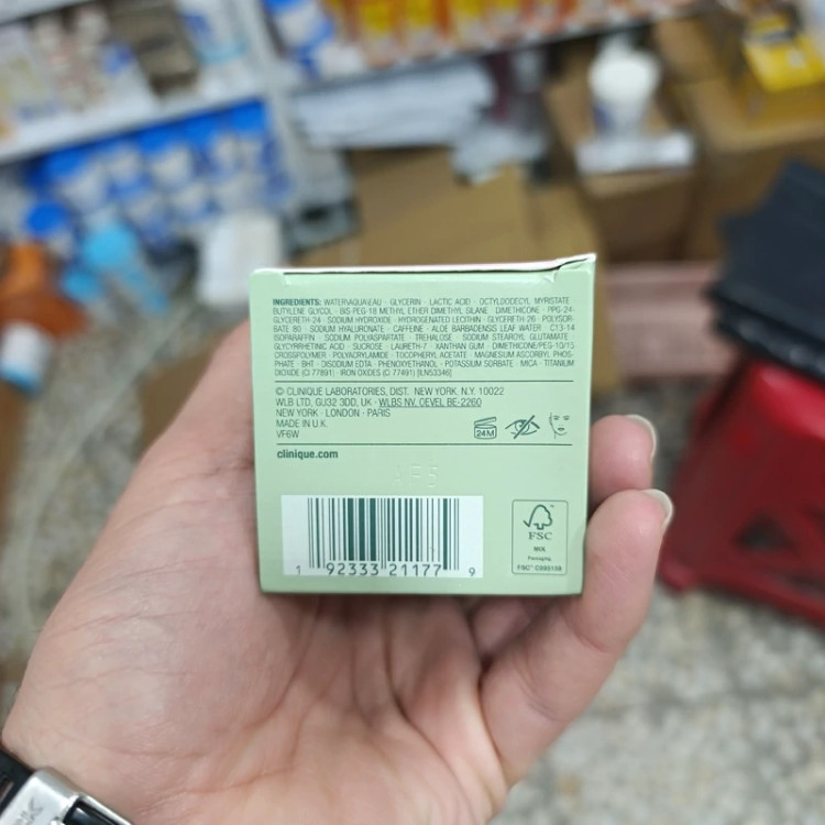 سرم آبرسان و روشن کننده مویسچر کلینیک 50میل اصل ساخت انگلیس