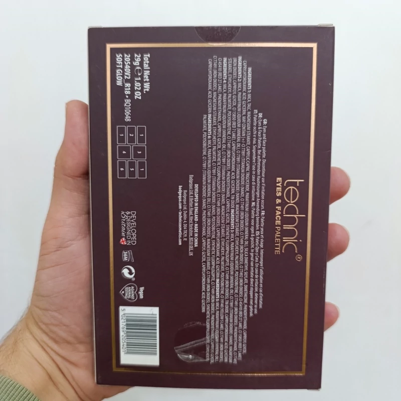 پالت 8 رنگ کانتور و هایلایتر رژگونه برند تکنیک اصل انگلیس