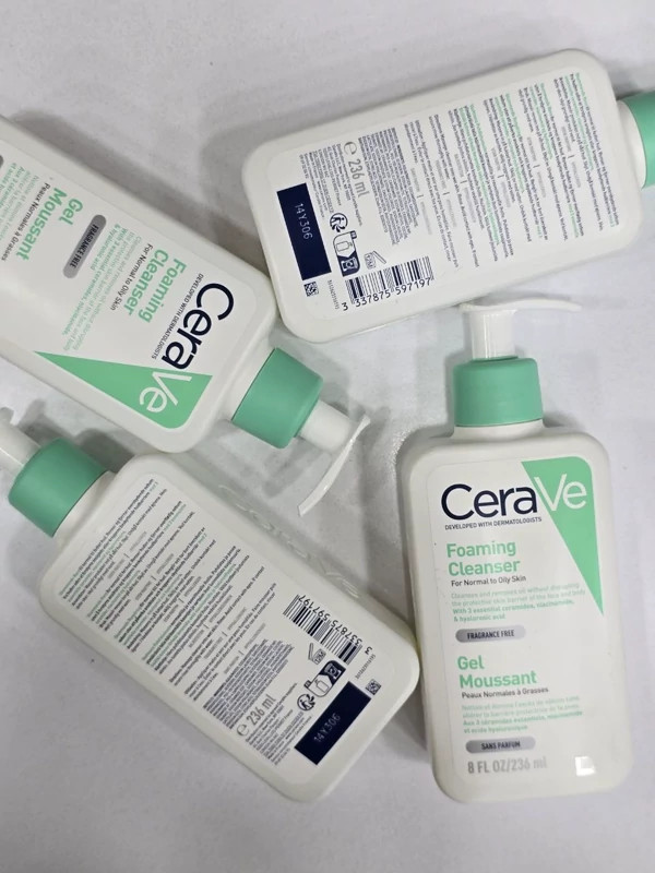 فوم شستشو آبرسان پوست چرب تا نرمال سراوی Cerave Foaming Cleanser