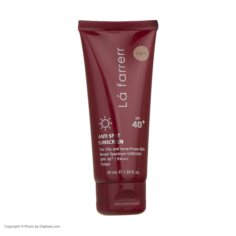 کرم ضدآفتاب و ضدلک رنگی لافارر مدل SPF40-Light، مناسب پوستهای چرب، حجم 40 میلیلیتر